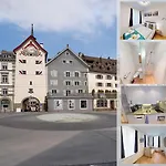 2 Zimmerwohnung - Zentral - 65“ Tv - Arbeitsplatz Appartamento *