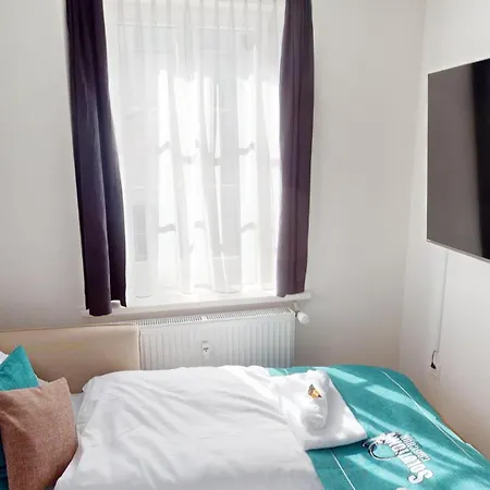Apartment 2 Zimmerwohnung - Zentral - 65“ Tv - Arbeitsplatz *